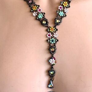 Vintage MX floral enamel crystal necklace 18” L